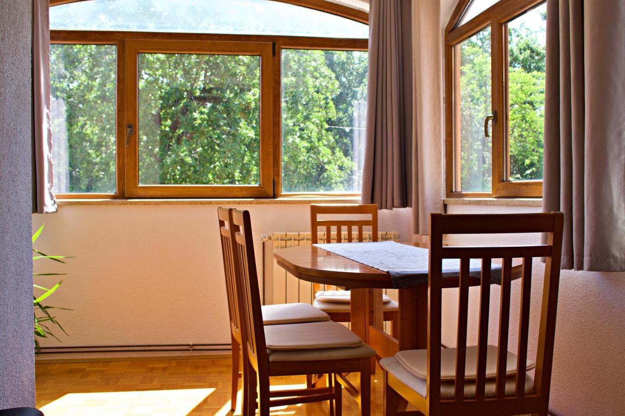 Apartments Kanegra 乌马格 外观 照片